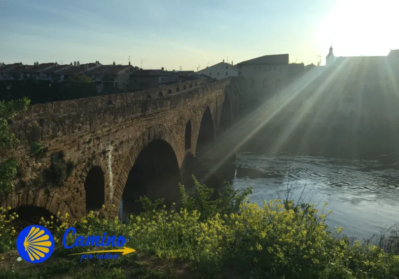 Compostela, doklad o absolvování svatojakubské pouti, v Santiagu de Compostela