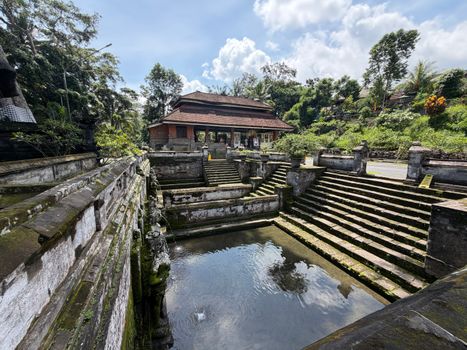 Zájezd do Ubudu